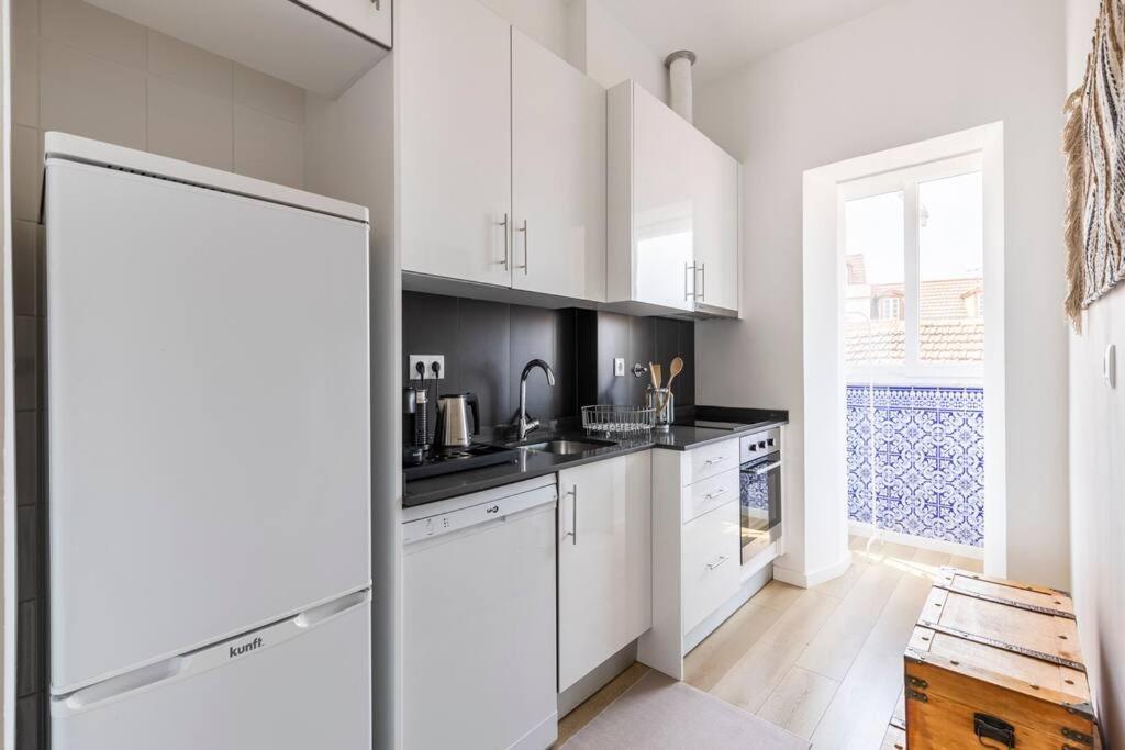 Apartment House With Portuguese Soul